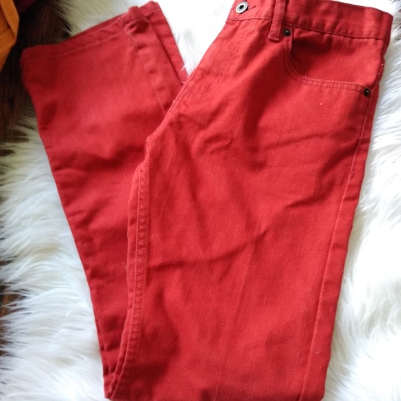 boys red levis